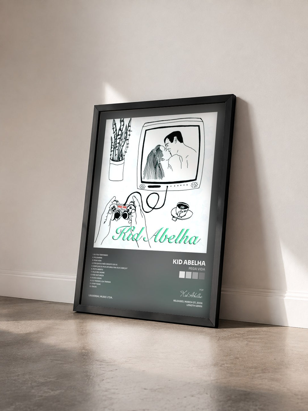 #noir Tableau de l'album Pega Vida de Kid Abelha vu de trois quarts, cadre noir