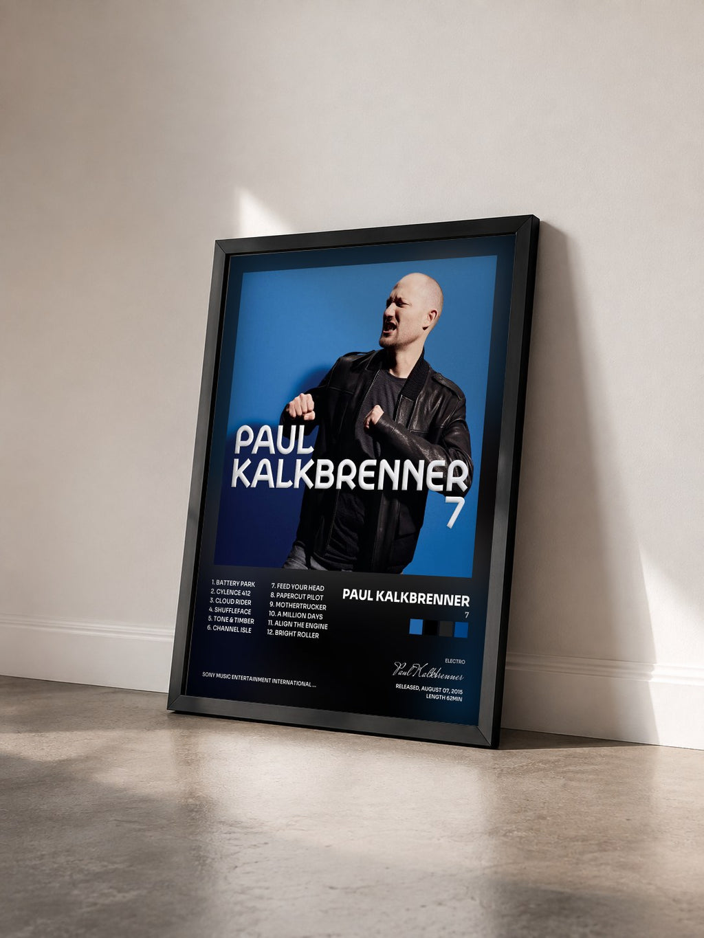 #noir Tableau de l'album 7 de Paul Kalkbrenner vu de trois quarts, cadre noir