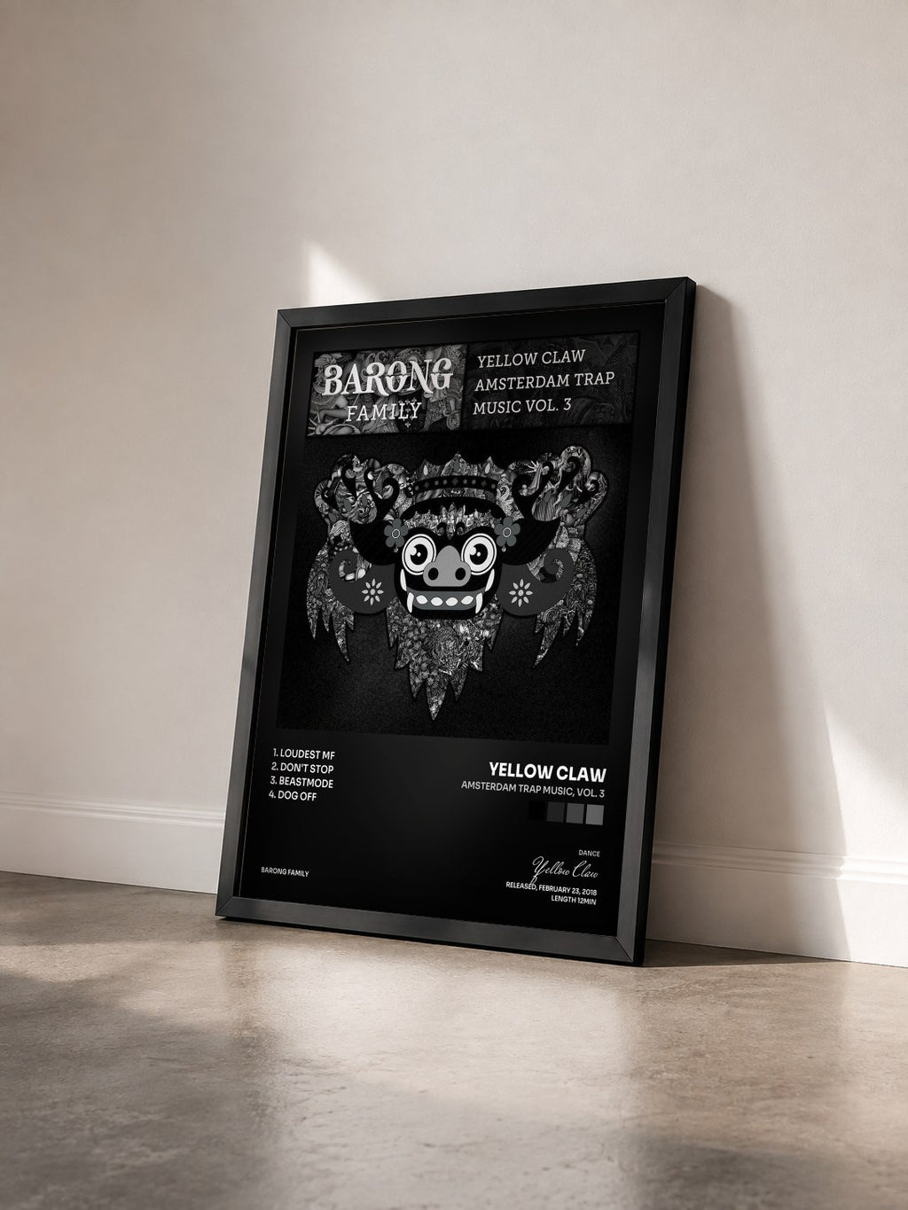 #noir Tableau de l'album Amsterdam Trap Music, Vol. 3 de Yellow Claw vu de trois quarts, cadre noir