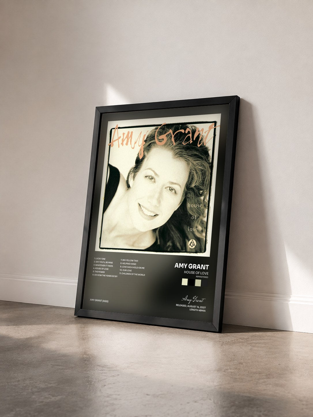 #noir Tableau de l'album House Of Love (Remastered) de Amy Grant vu de trois quarts, cadre noir