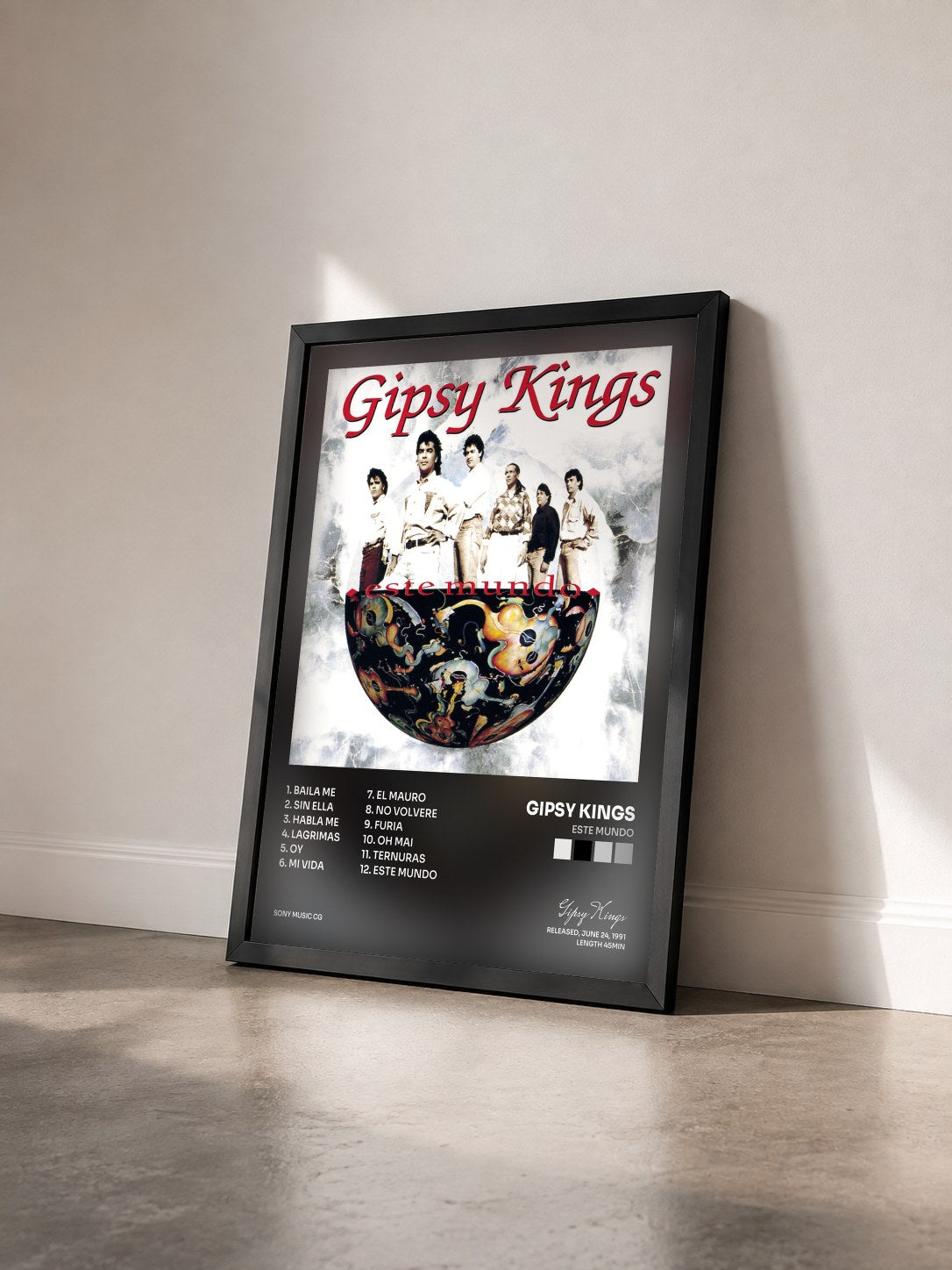 #noir Tableau de l'album Este Mundo de Gipsy Kings vu de trois quarts, cadre noir
