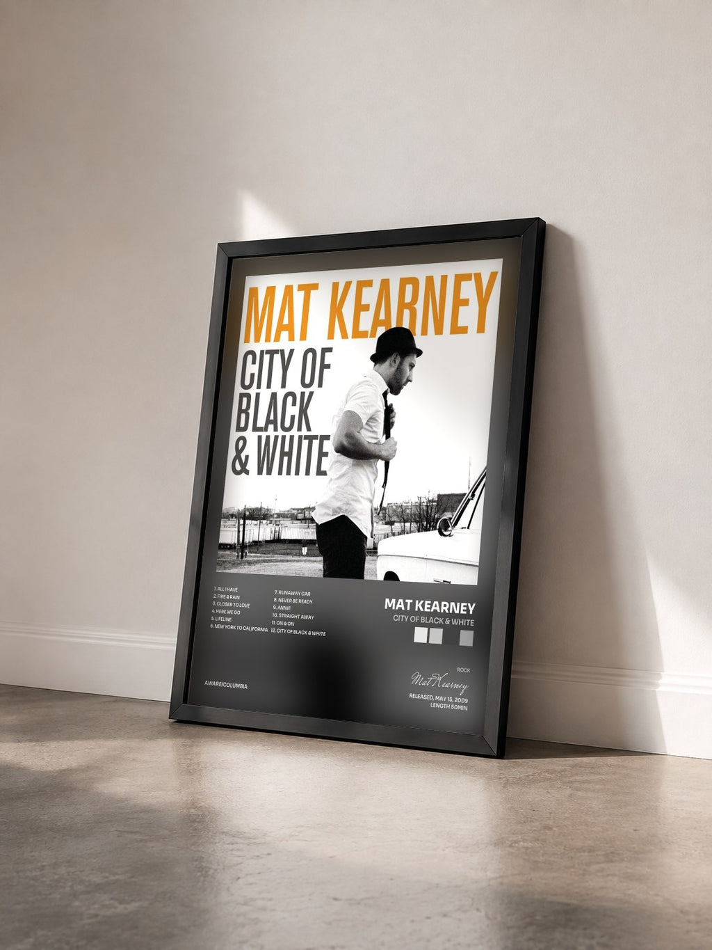 #noir Tableau de l'album City Of Black & White de Mat Kearney vu de trois quarts, cadre noir