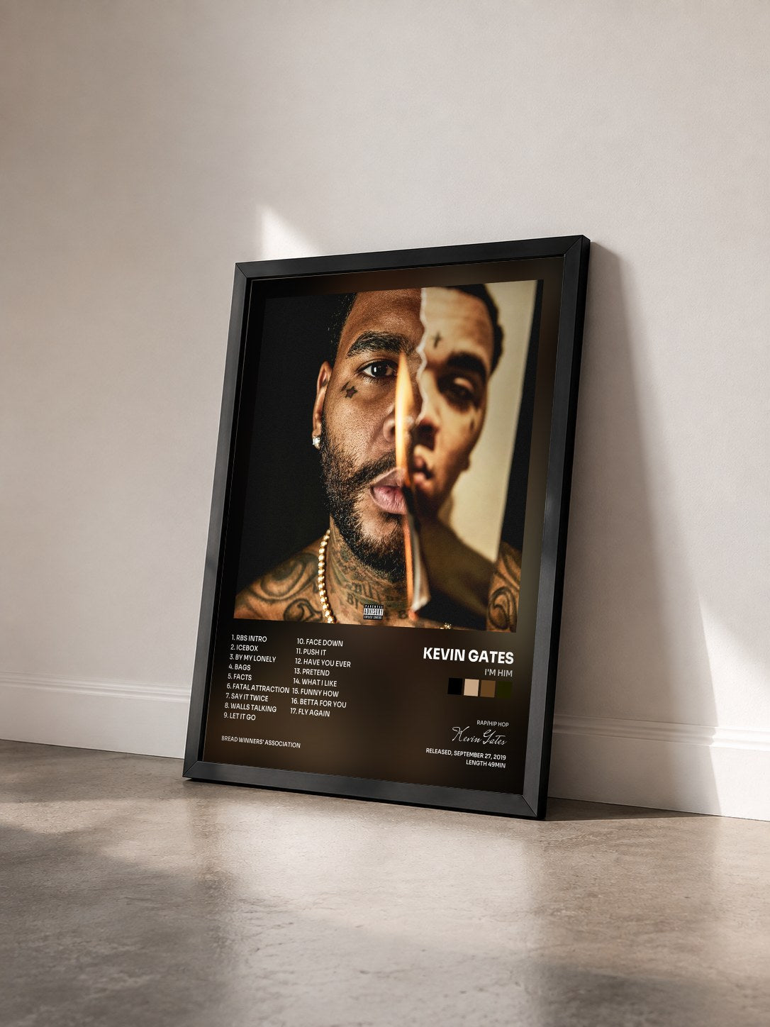 #noir Tableau de l'album I'm Him de Kevin Gates vu de trois quarts, cadre noir