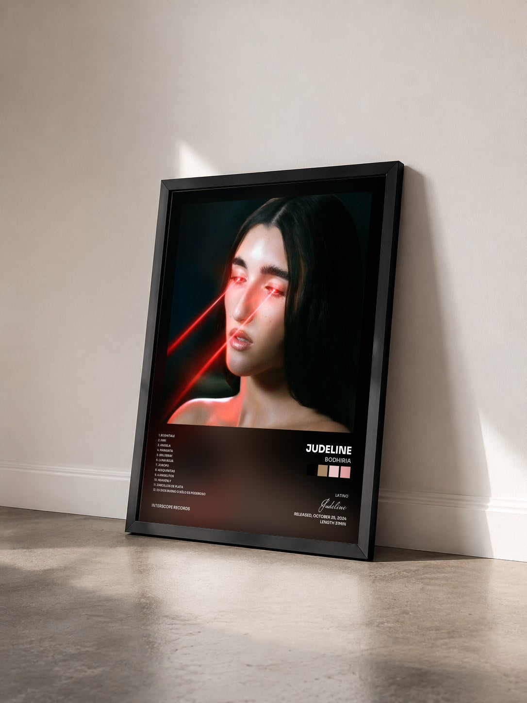 #noir Tableau de l'album Bodhiria de Judeline vu de trois quarts, cadre noir