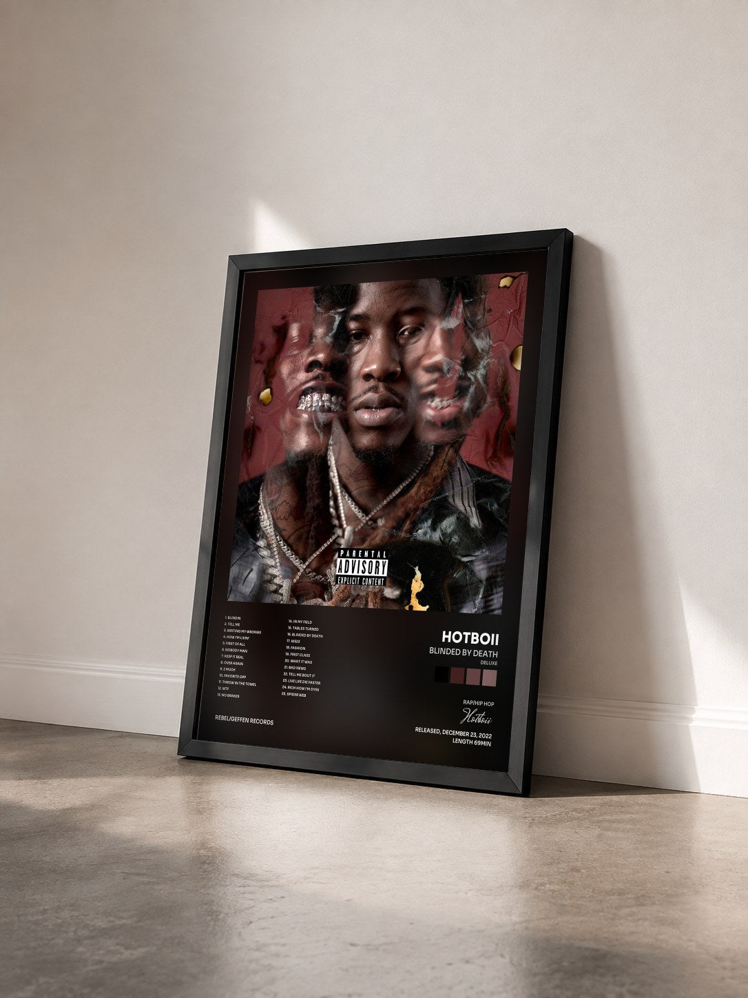 #noir Tableau de l'album Blinded By Death (Deluxe) de Hotboii vu de trois quarts, cadre noir