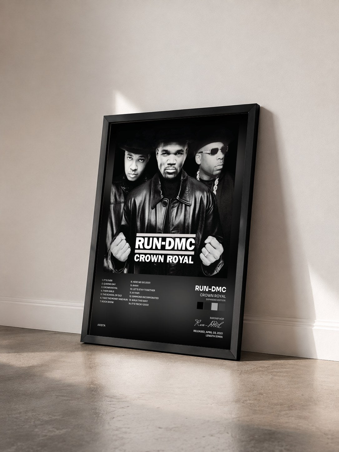 #noir Tableau de l'album Crown Royal (Expanded Edition) de Run-DMC vu de trois quarts, cadre noir