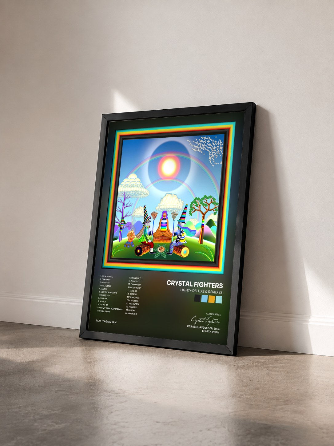 #noir Tableau de l'album LIGHT+ Deluxe & Remixes de Crystal Fighters vu de trois quarts, cadre noir