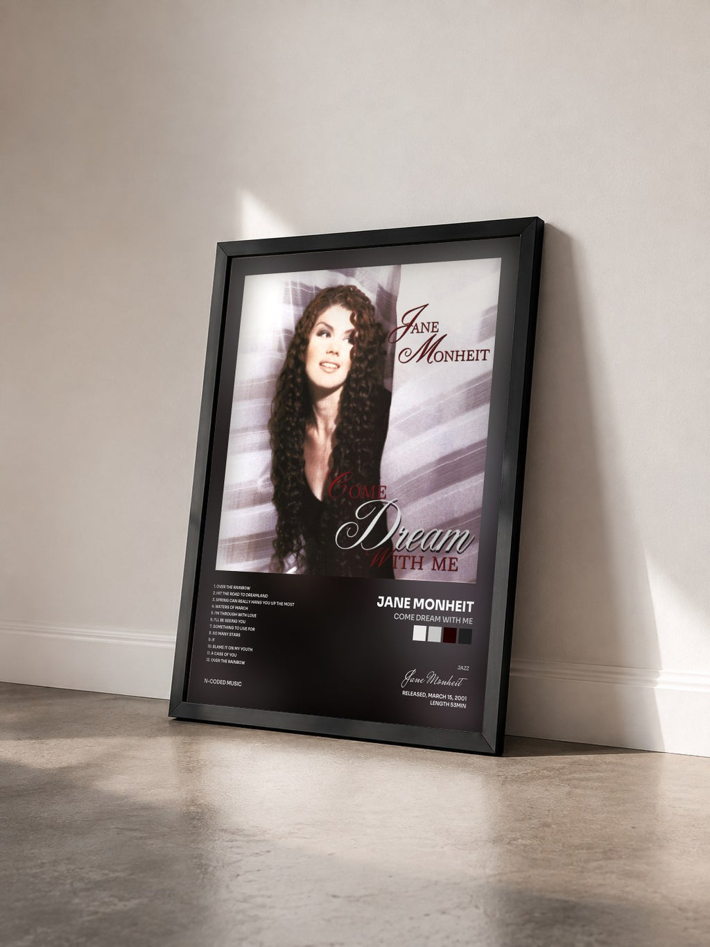 #noir Tableau de l'album Come Dream with Me de Jane Monheit vu de trois quarts, cadre noir