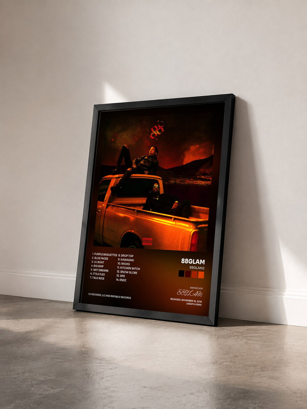 #noir Tableau de l'album 88GLAM2 de 88GLAM vu de trois quarts, cadre noir