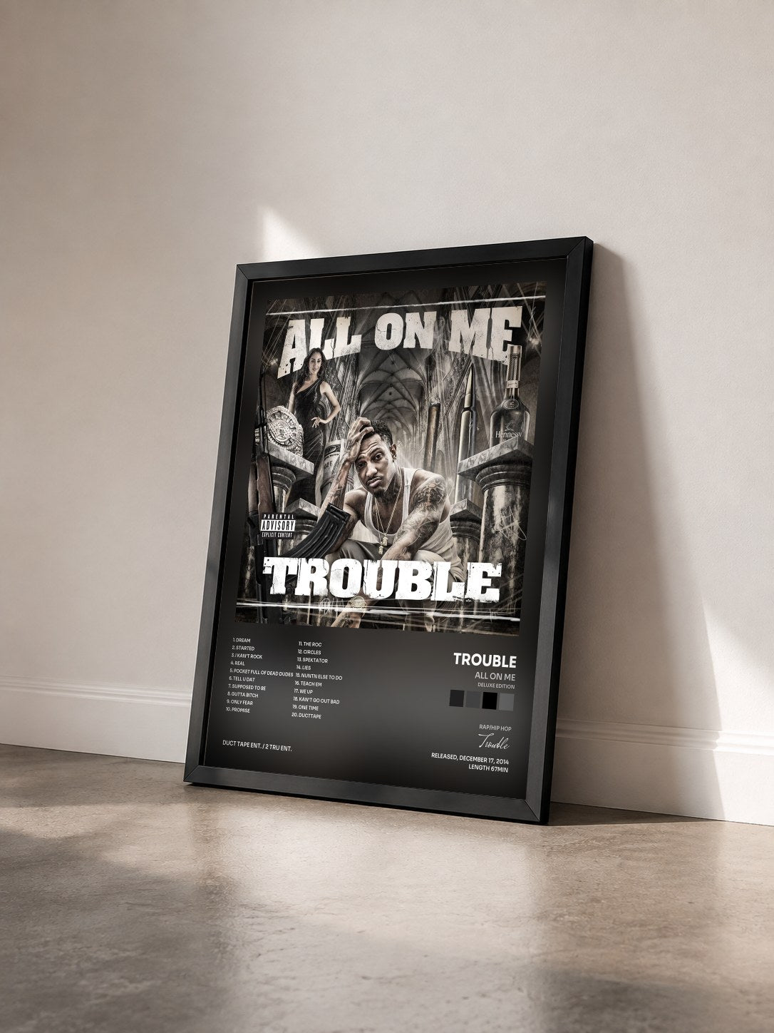 #noir Tableau de l'album All On Me (Deluxe Edition) de Trouble vu de trois quarts, cadre noir