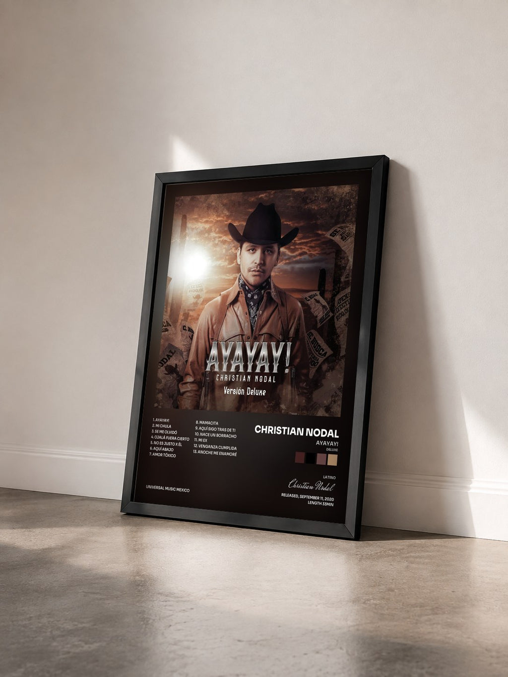 #noir Tableau de l'album AYAYAY! (Deluxe) de Christian Nodal vu de trois quarts, cadre noir