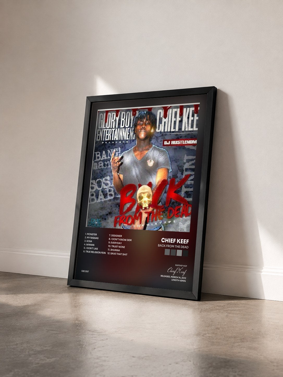 #noir Tableau de l'album Back from the Dead de Chief Keef vu de trois quarts, cadre noir