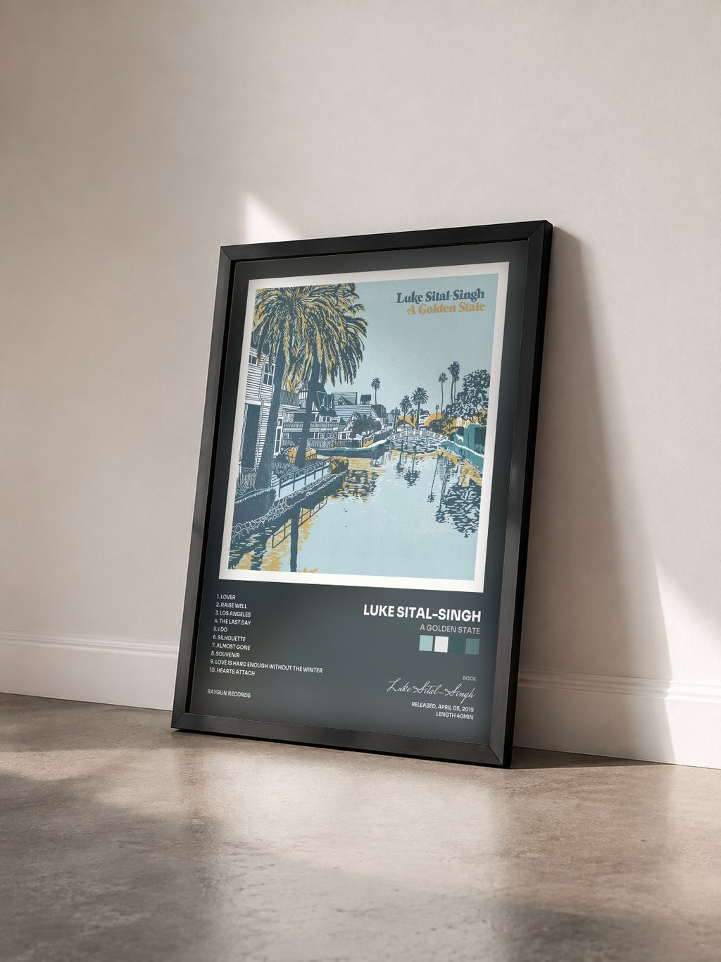 #noir Tableau de l'album A Golden State de Luke Sital-Singh vu de trois quarts, cadre noir