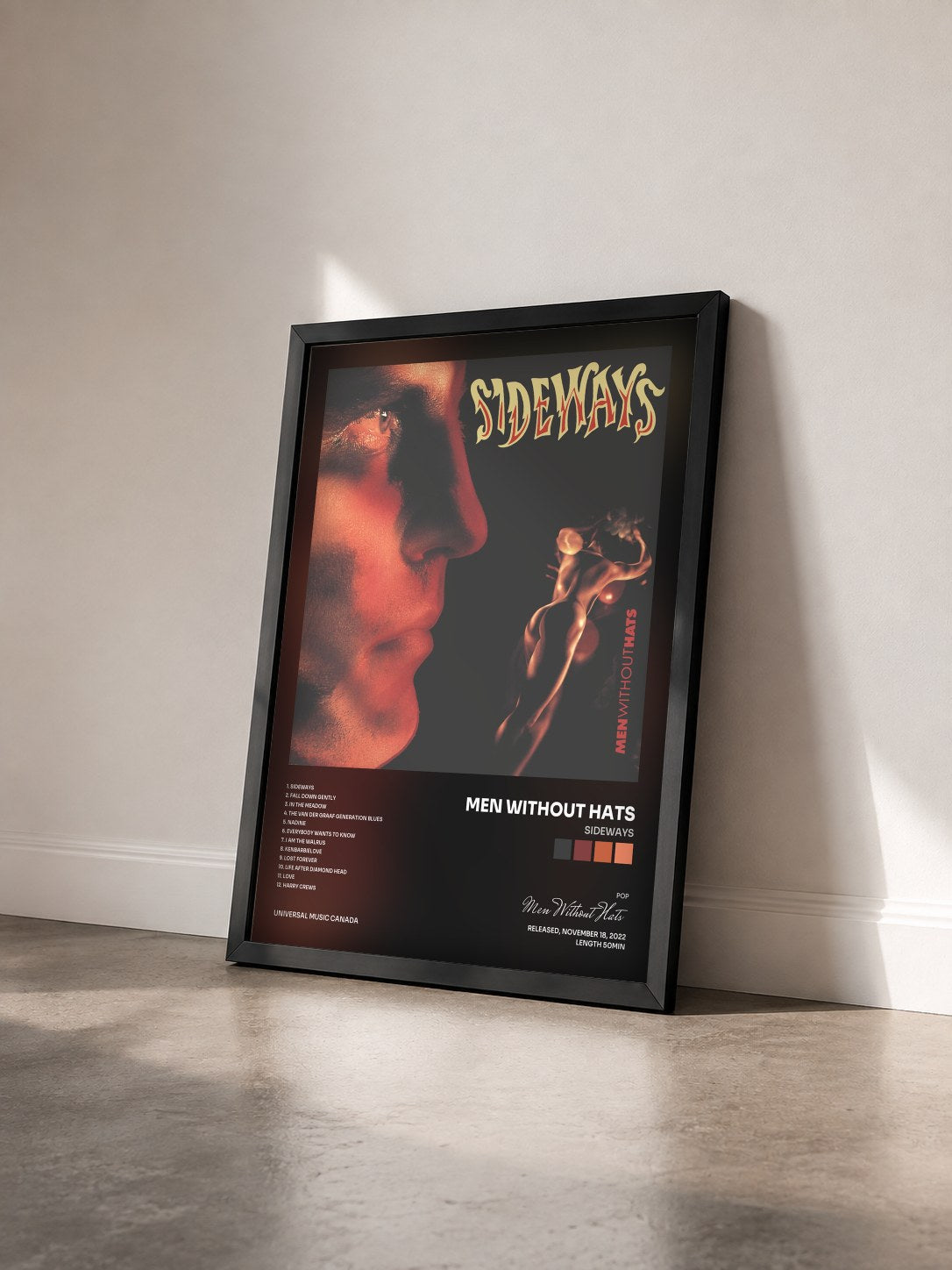 #noir Tableau de l'album Sideways de Men Without Hats vu de trois quarts, cadre noir