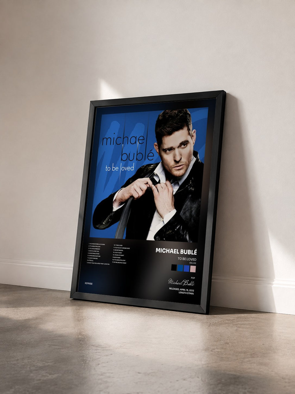 #noir Tableau de l'album To Be Loved (Deluxe) de Michael Bublé vu de trois quarts, cadre noir