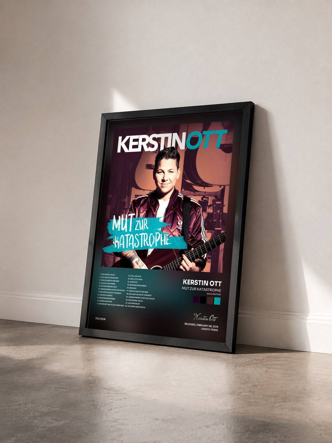 #noir Tableau de l'album Mut zur Katastrophe (Gold Edition) de Kerstin Ott vu de trois quarts, cadre noir