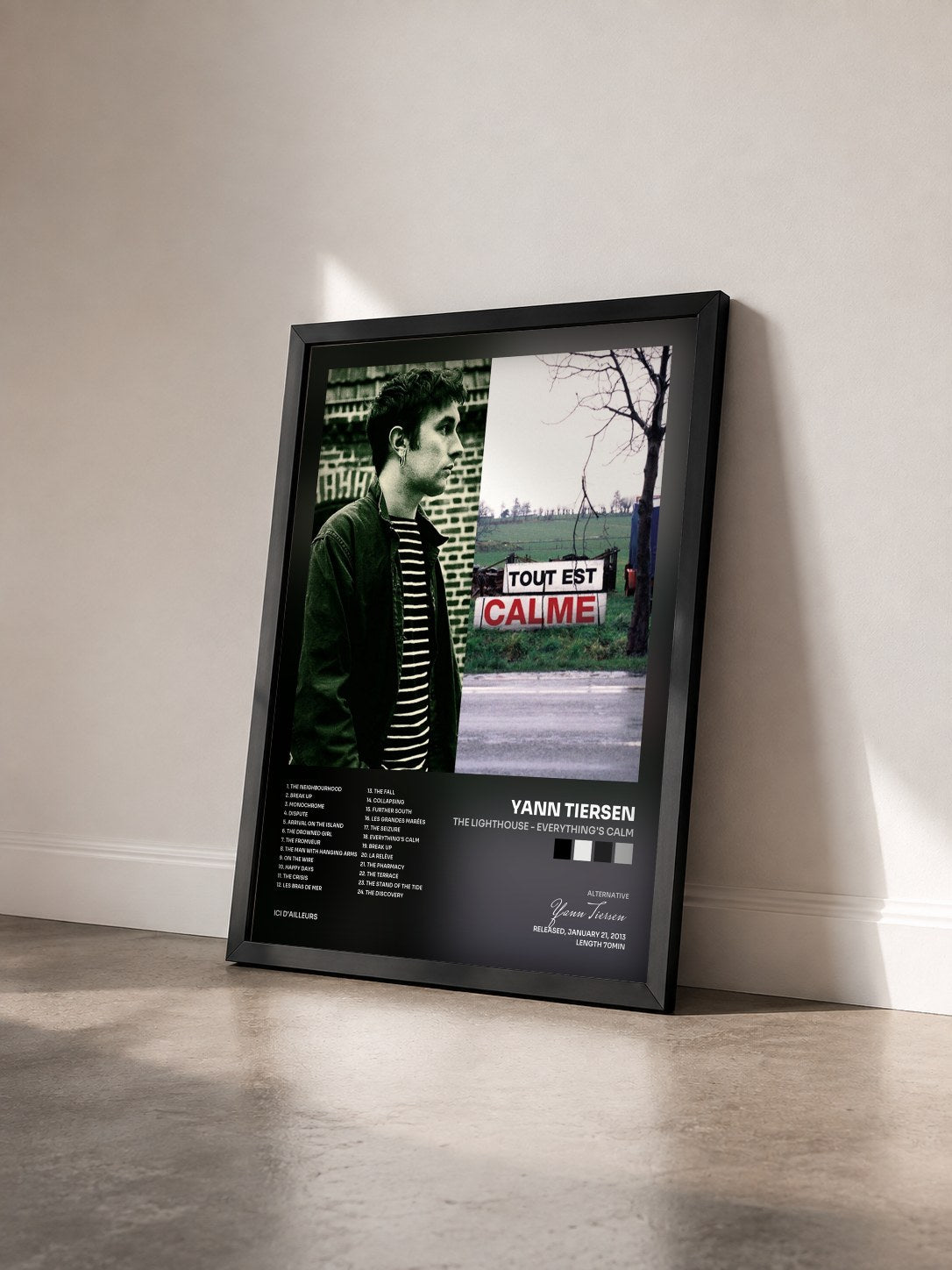 #noir Tableau de l'album The Lighthouse - Everything's Calm de Yann Tiersen vu de trois quarts, cadre noir