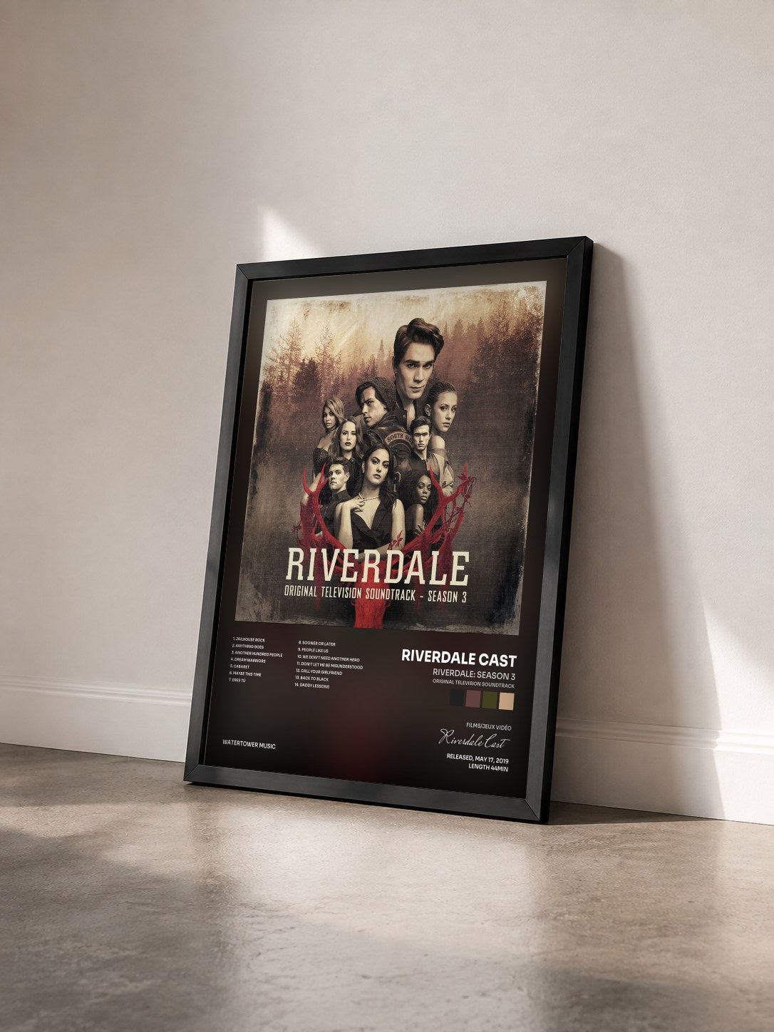 #noir Tableau de l'album Riverdale: Season 3 (Original Television Soundtrack) de Riverdale Cast vu de trois quarts, cadre noir