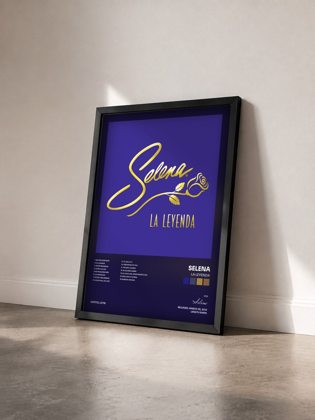 #noir Tableau de l'album La Leyenda de Selena vu de trois quarts, cadre noir