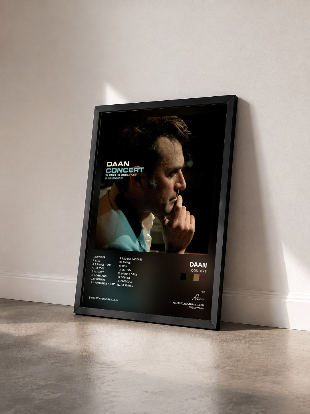 #noir Tableau de l'album Concert de Daan vu de trois quarts, cadre noir