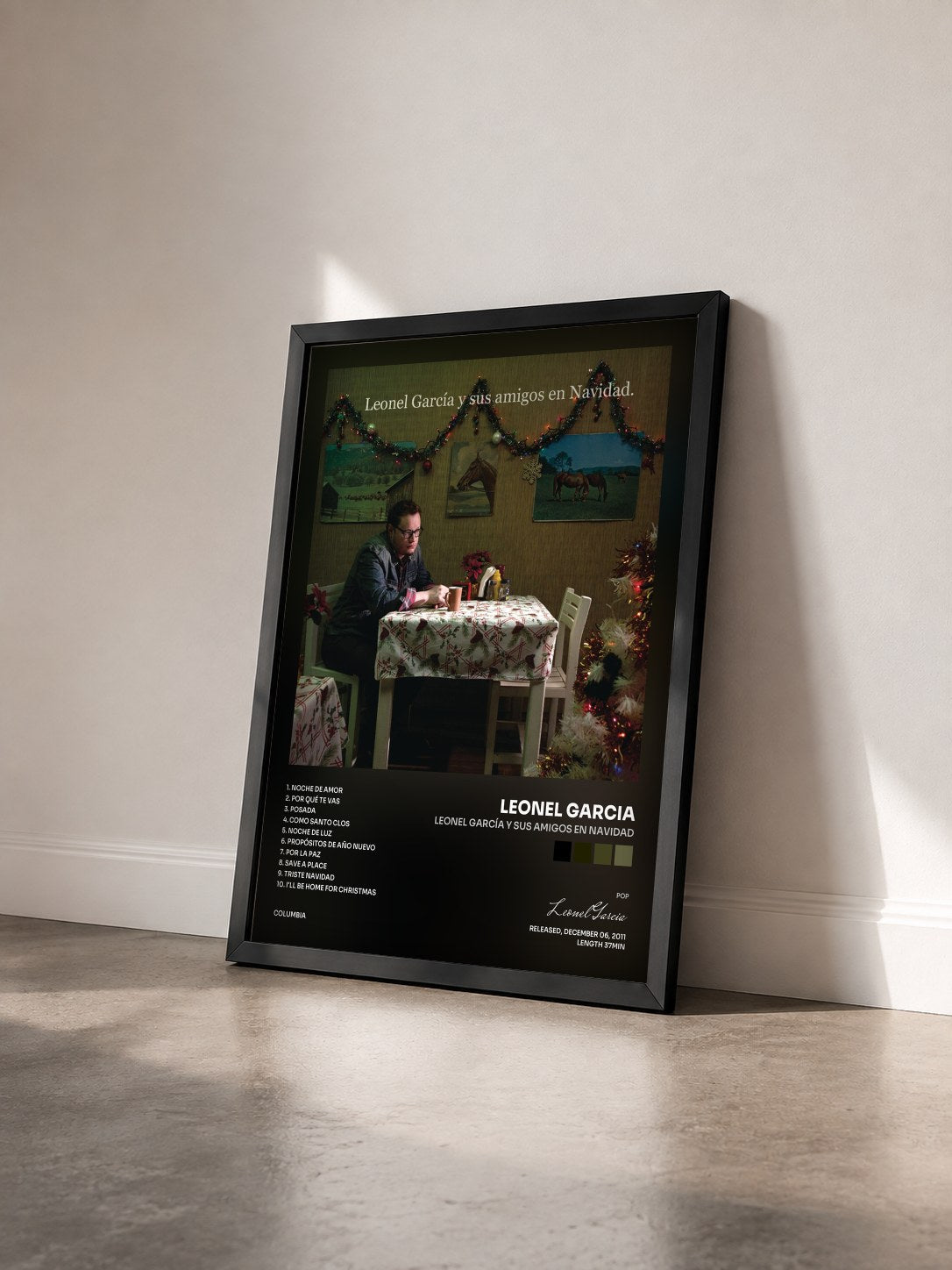 #noir Tableau de l'album Leonel García y sus Amigos en Navidad de Leonel Garcia vu de trois quarts, cadre noir