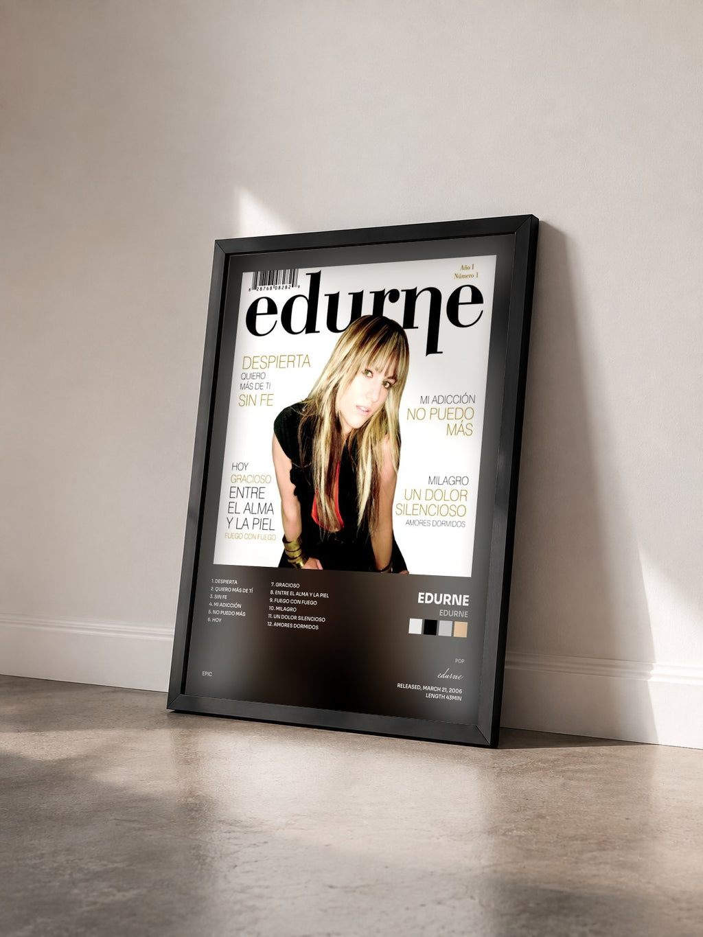 #noir Tableau de l'album Edurne de edurne vu de trois quarts, cadre noir