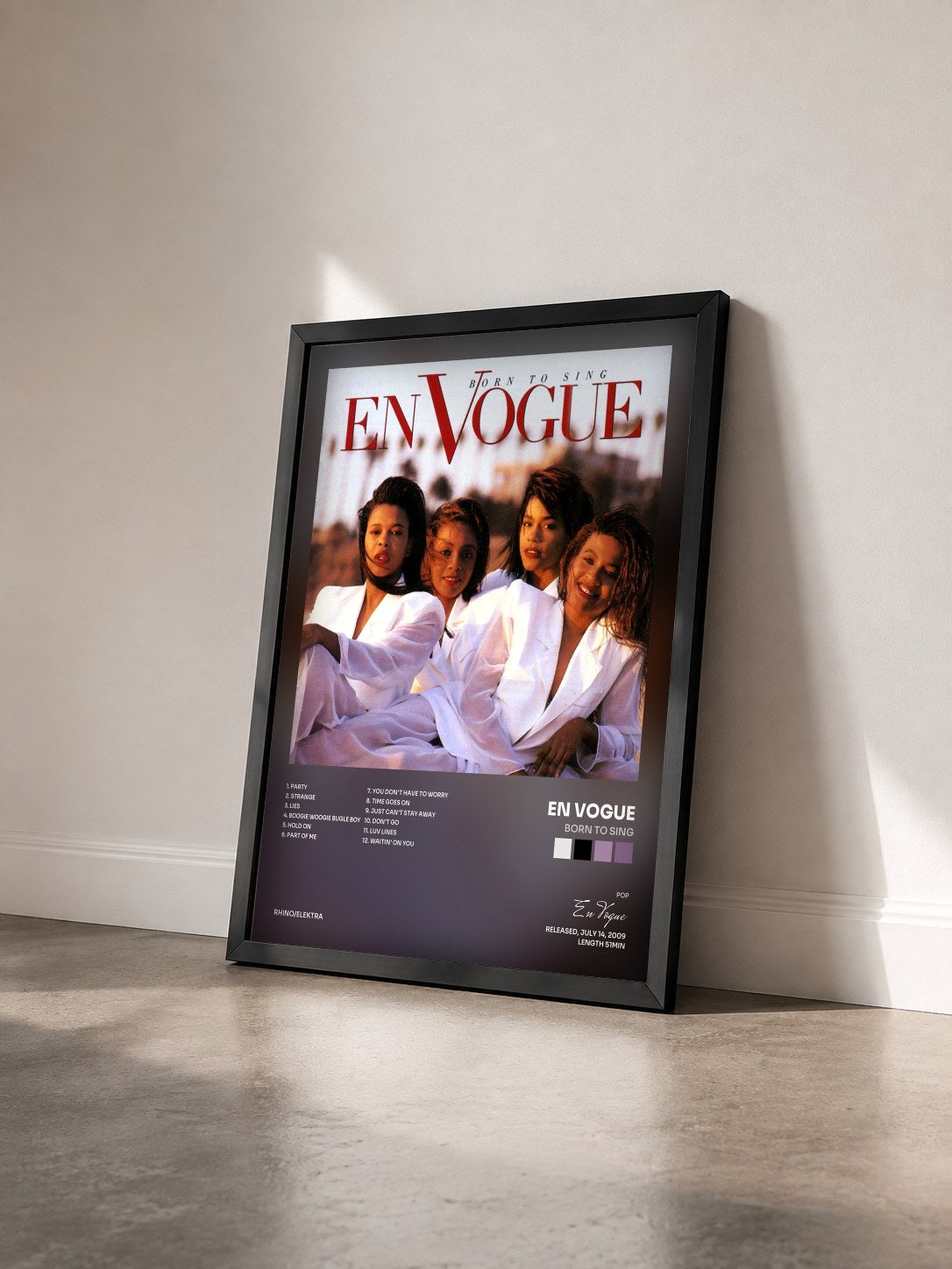 #noir Tableau de l'album Born to Sing de En Vogue vu de trois quarts, cadre noir