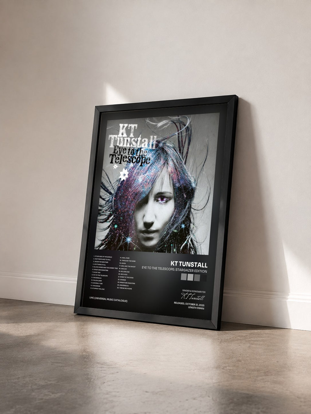 #noir Tableau de l'album Eye to the Telescope: Stargazer Edition de KT Tunstall vu de trois quarts, cadre noir