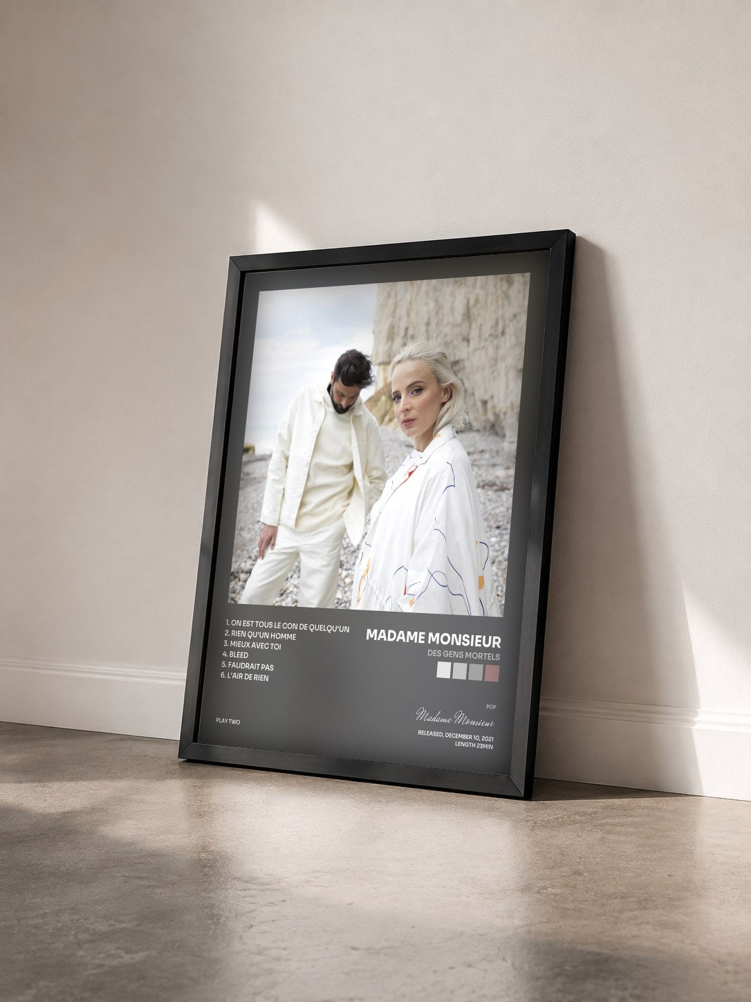 #noir Tableau de l'album Des gens mortels de Madame Monsieur vu de trois quarts, cadre noir