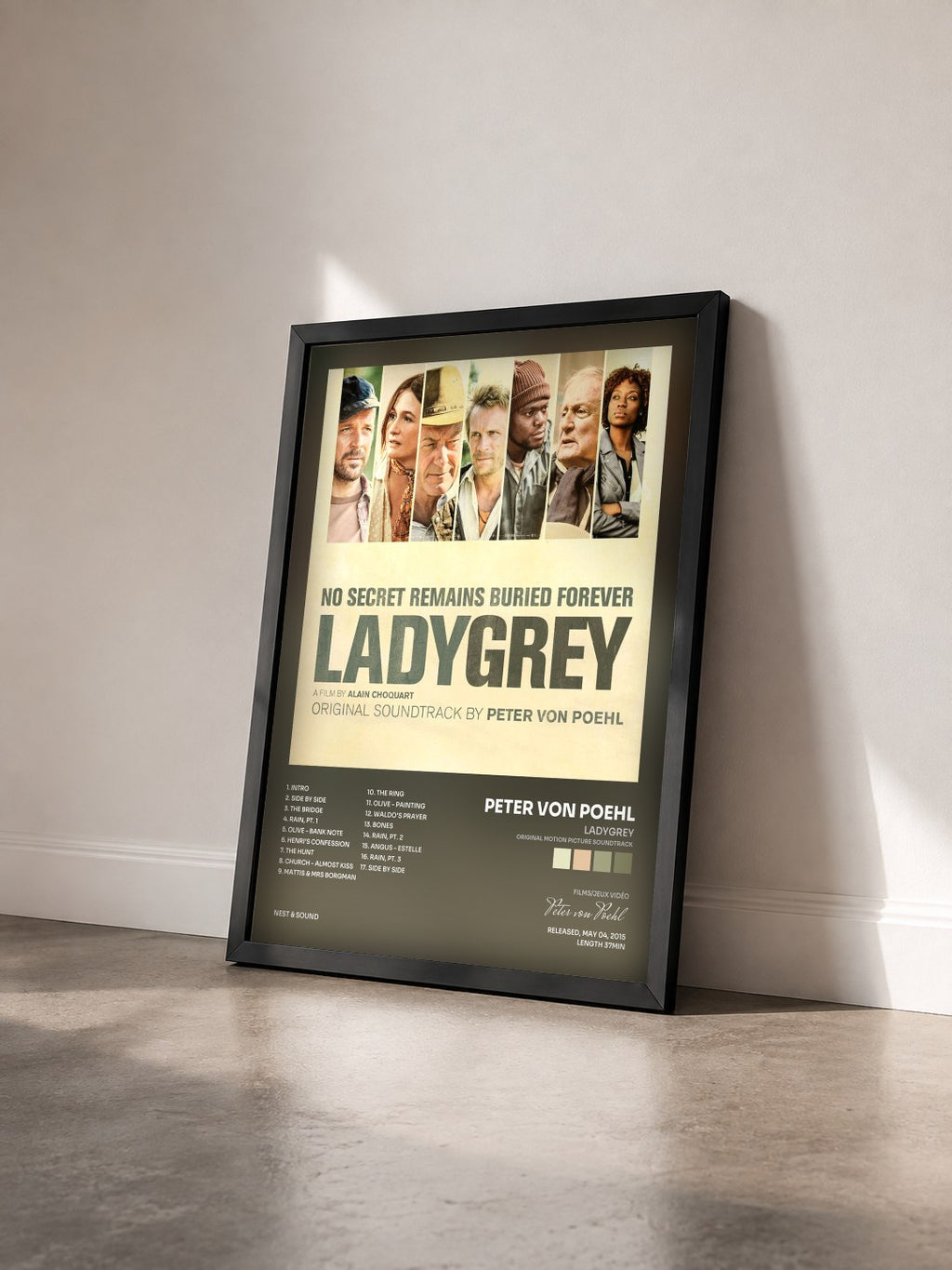 #noir Tableau de l'album Ladygrey (Original Motion Picture Soundtrack) de Peter von Poehl vu de trois quarts, cadre noir