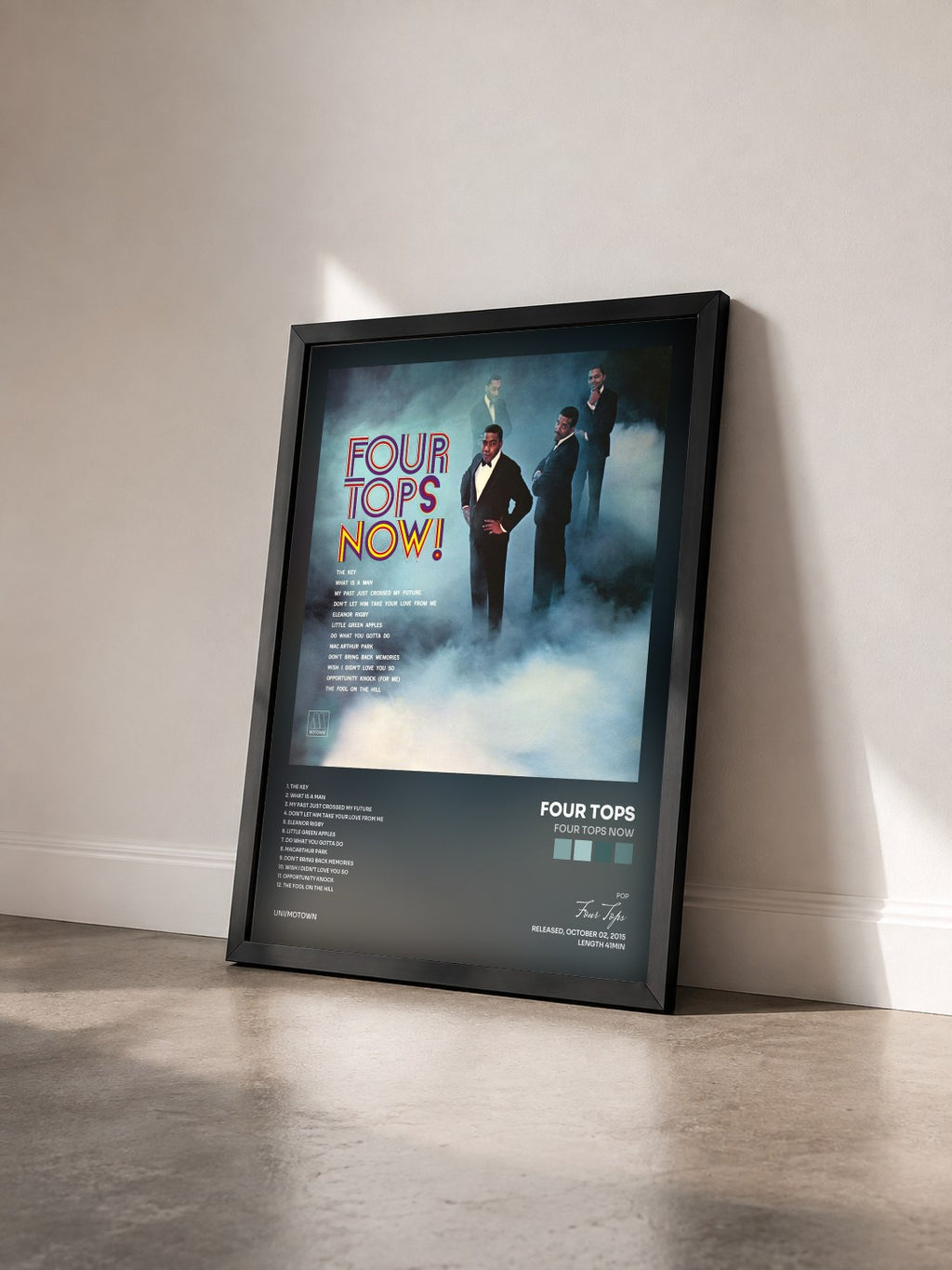 #noir Tableau de l'album Four Tops Now de Four Tops vu de trois quarts, cadre noir