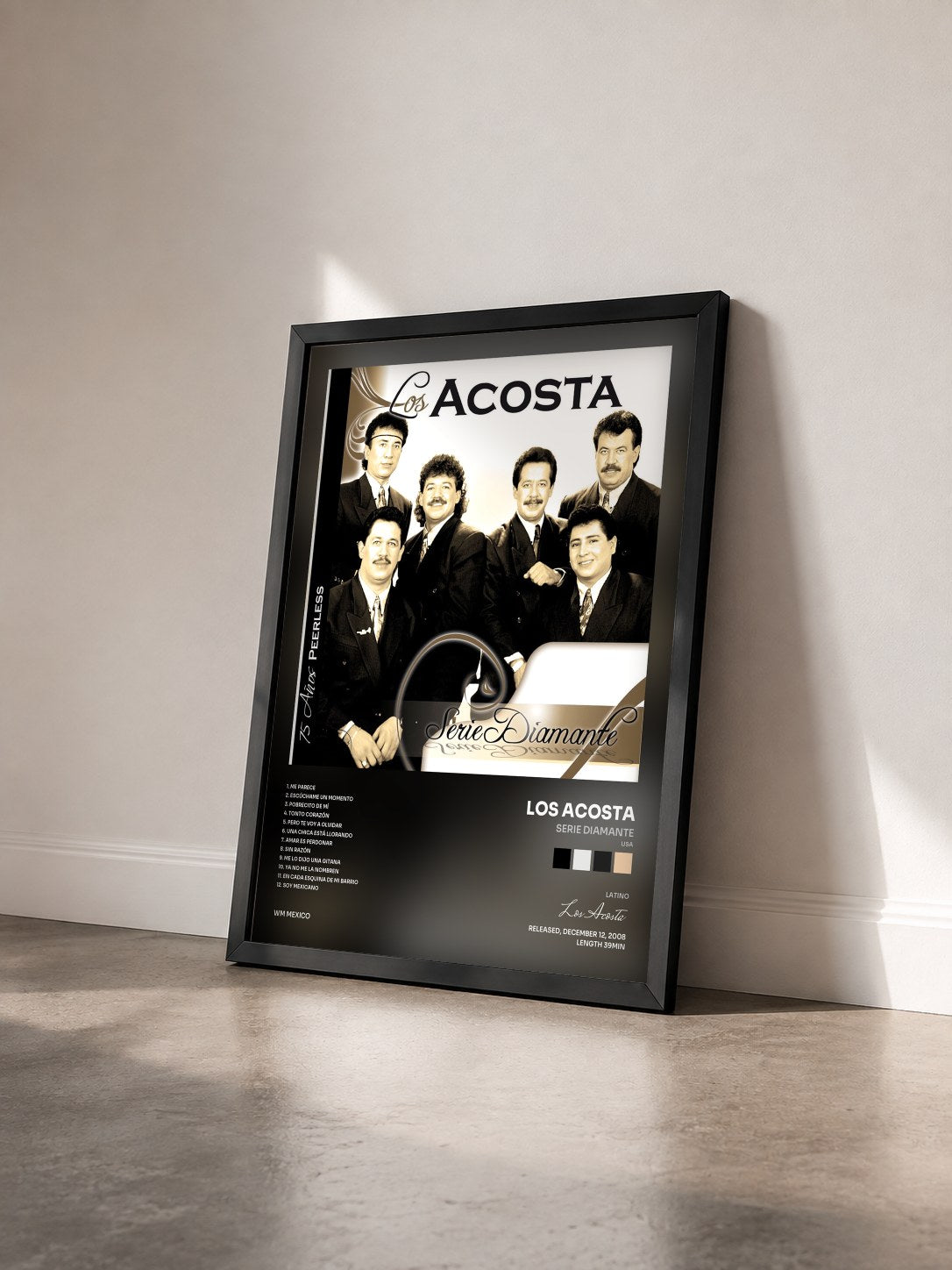 #noir Tableau de l'album Serie Diamante (USA) de Los Acosta vu de trois quarts, cadre noir