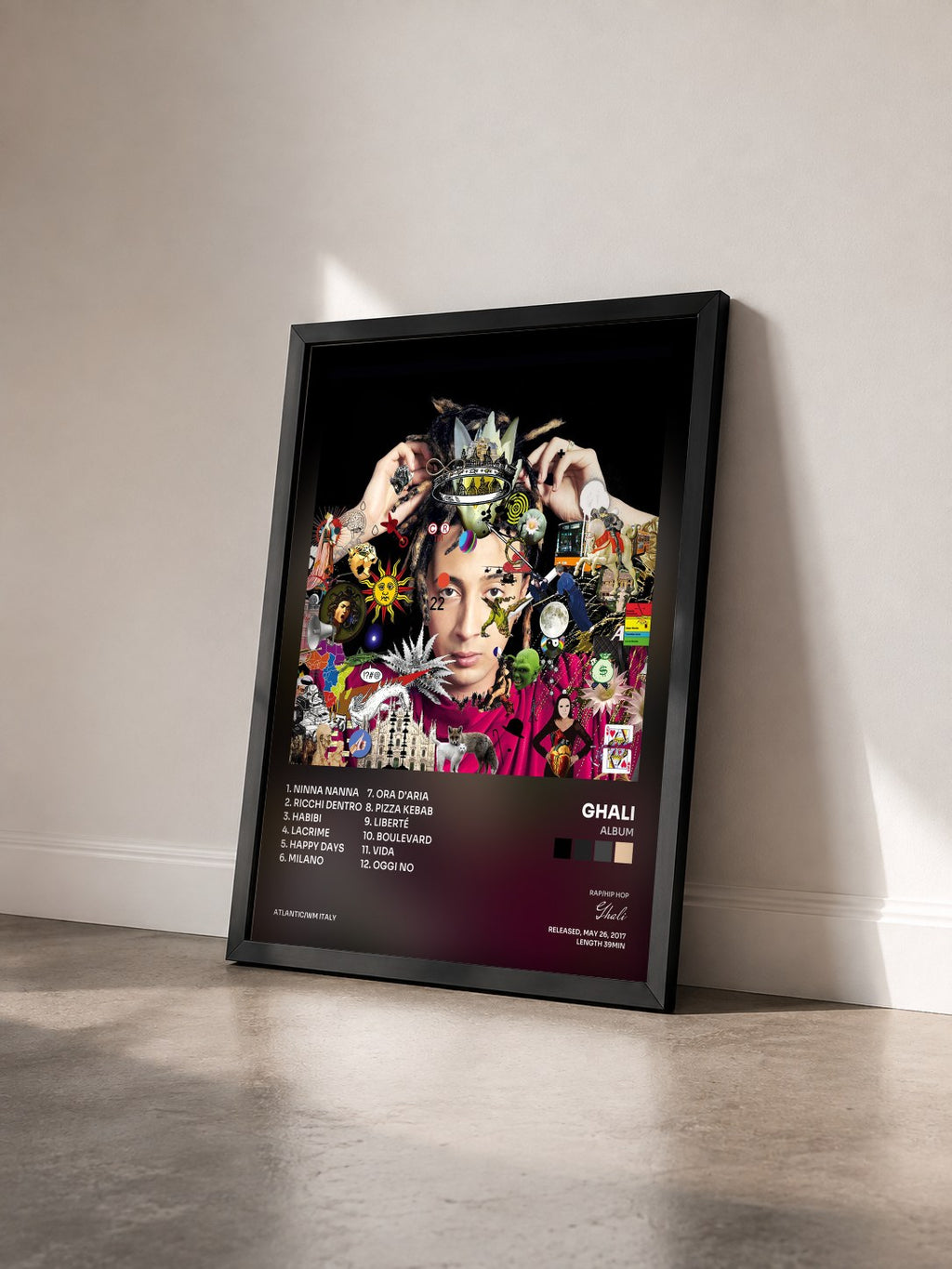 #noir Tableau de l'album Album de Ghali vu de trois quarts, cadre noir
