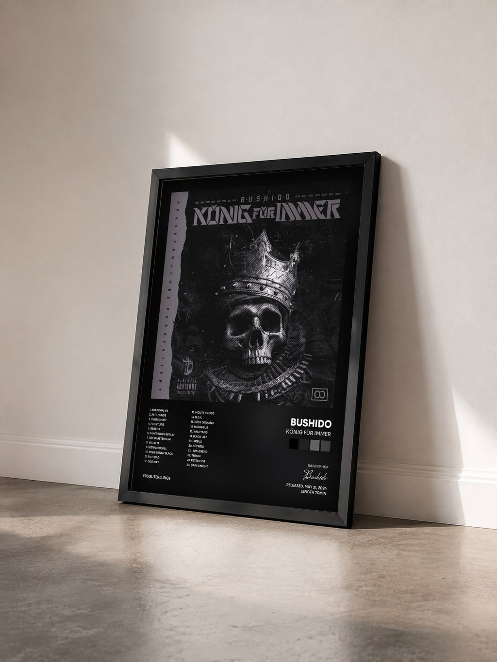 #noir Tableau de l'album König für immer de Bushido vu de trois quarts, cadre noir