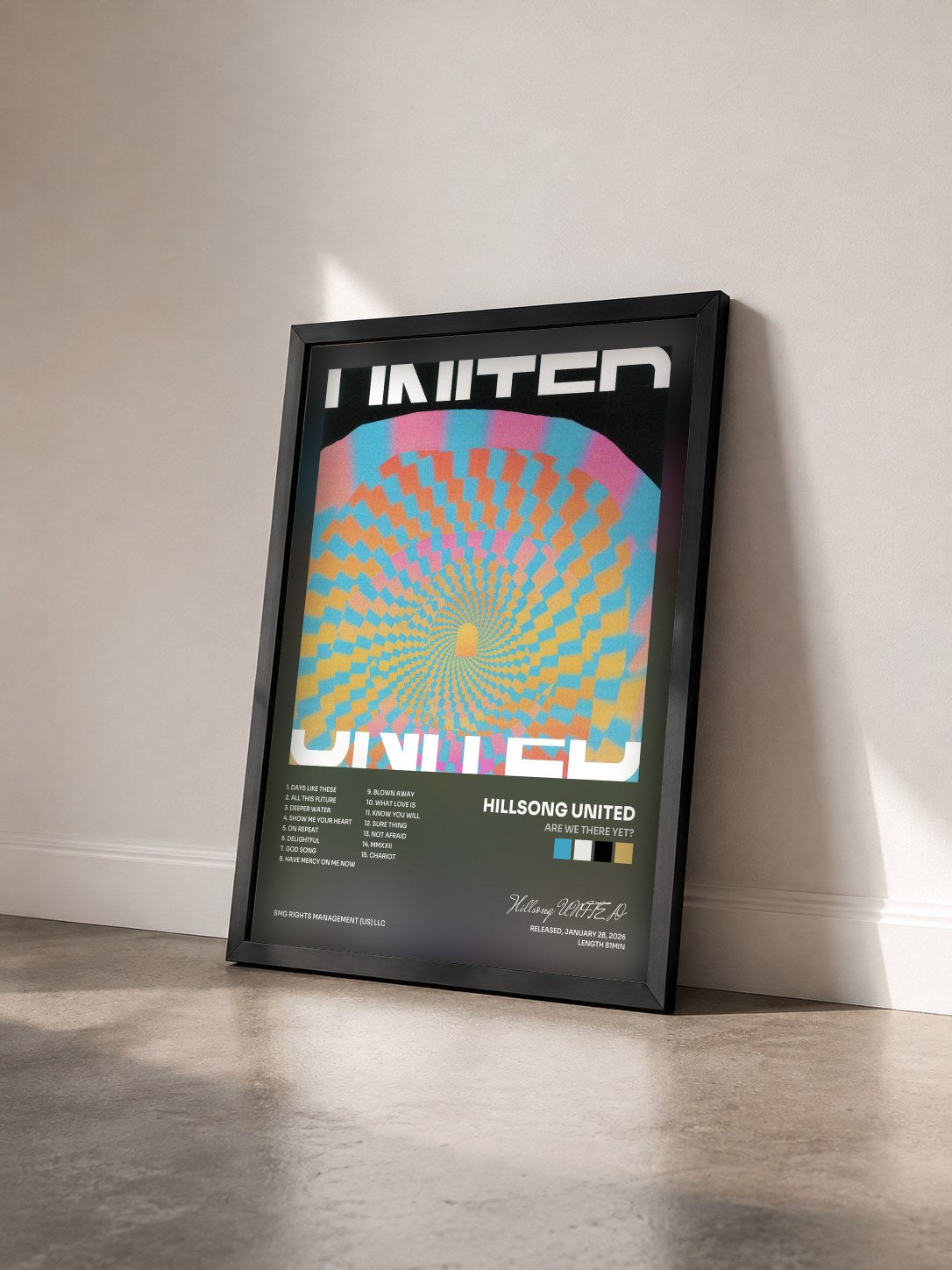 #noir Tableau de l'album Are We There Yet? de Hillsong UNITED vu de trois quarts, cadre noir