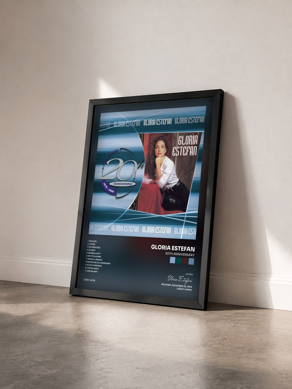 #noir Tableau de l'album 20th Anniversary de Gloria Estefan vu de trois quarts, cadre noir