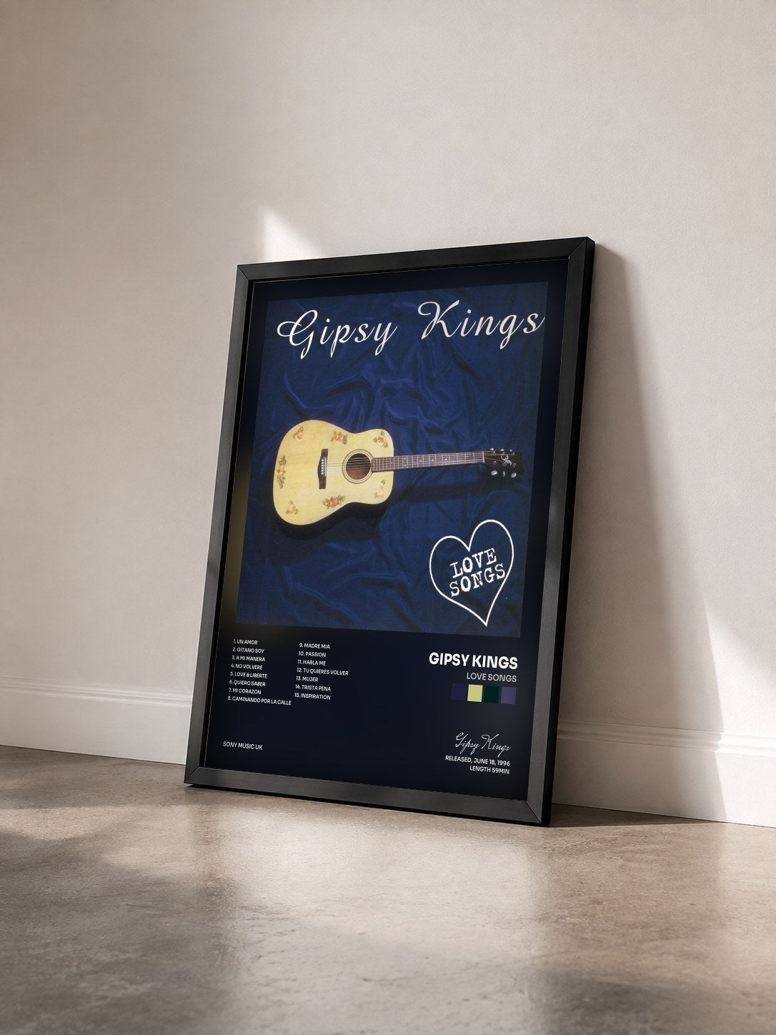 #noir Tableau de l'album Love Songs de Gipsy Kings vu de trois quarts, cadre noir