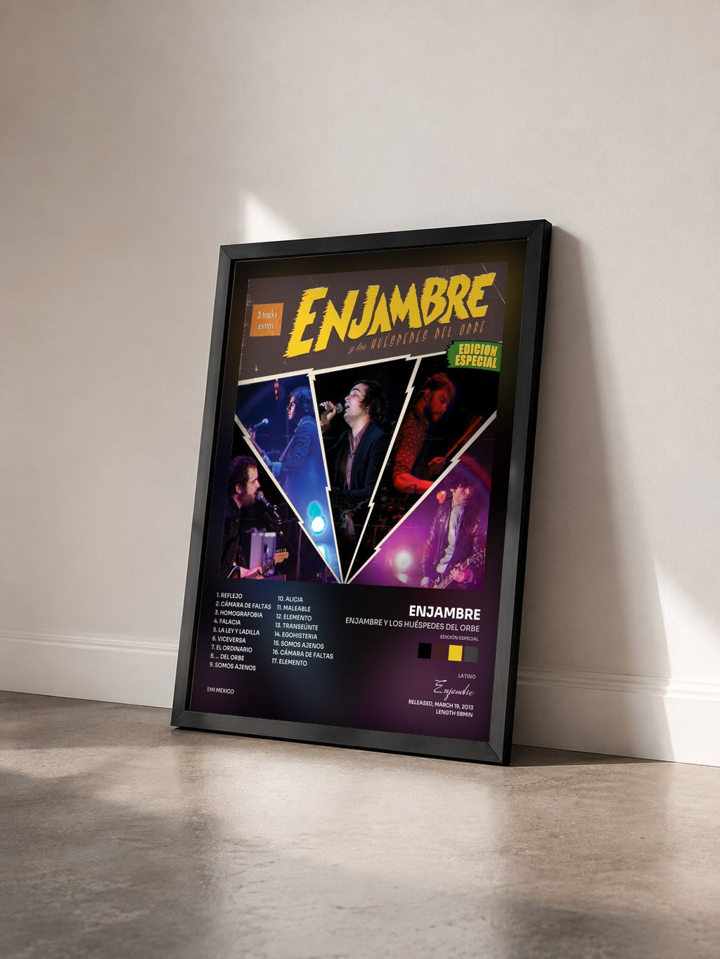 #noir Enjambre Y Los Huéspedes Del Orbe (Edición Especial) di Enjambre in stampa incorniciata vista di tre quarti, cornice nera