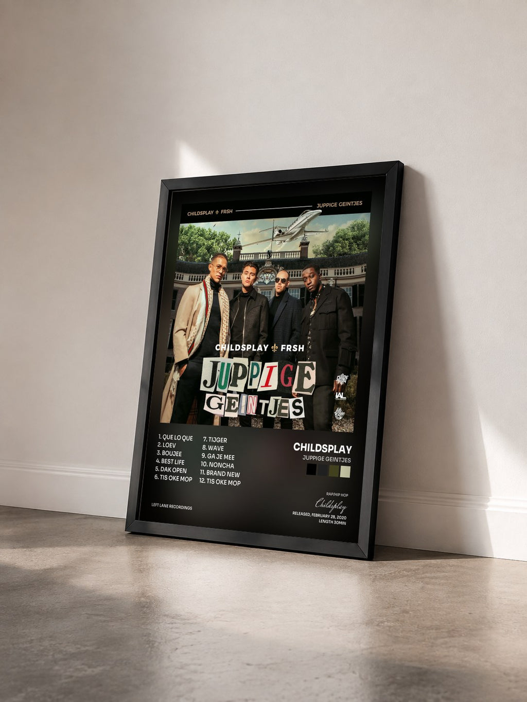 #noir Tableau de l'album Juppige Geintjes de Childsplay vu de trois quarts, cadre noir