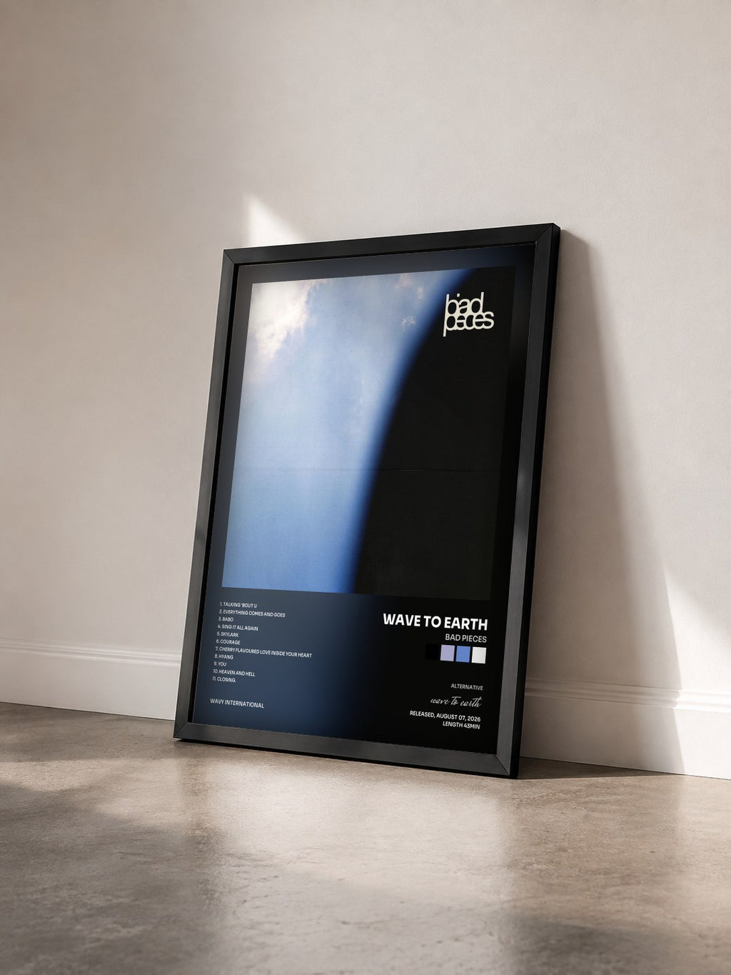 #noir Tableau de l'album bad pieces de wave to earth vu de trois quarts, cadre noir