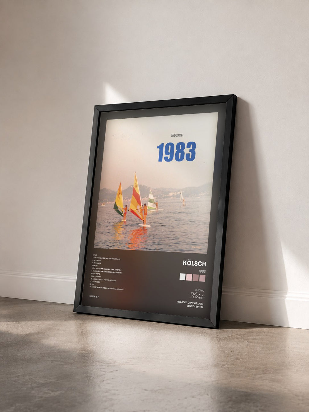 #noir Tableau de l'album 1983 de Kölsch vu de trois quarts, cadre noir