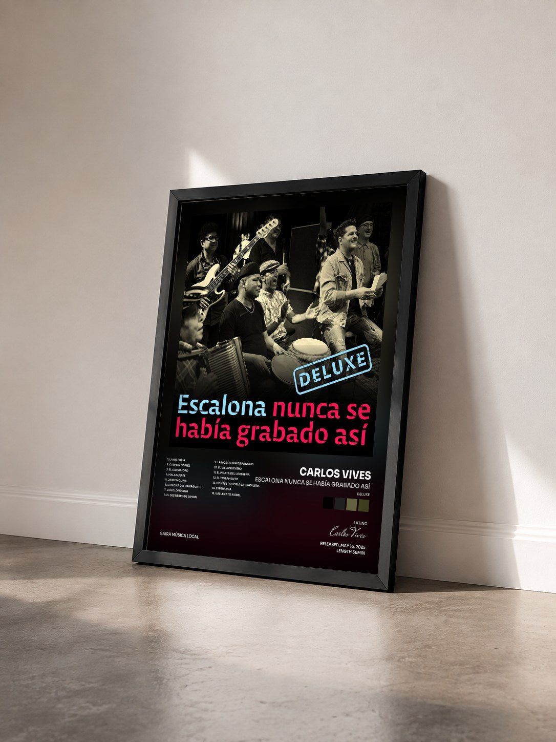 #noir Tableau de l'album Escalona Nunca Se Había Grabado Así (Deluxe) de Carlos Vives vu de trois quarts, cadre noir