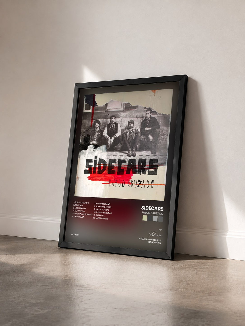 #noir Tableau de l'album Fuego cruzado de Sidecars vu de trois quarts, cadre noir