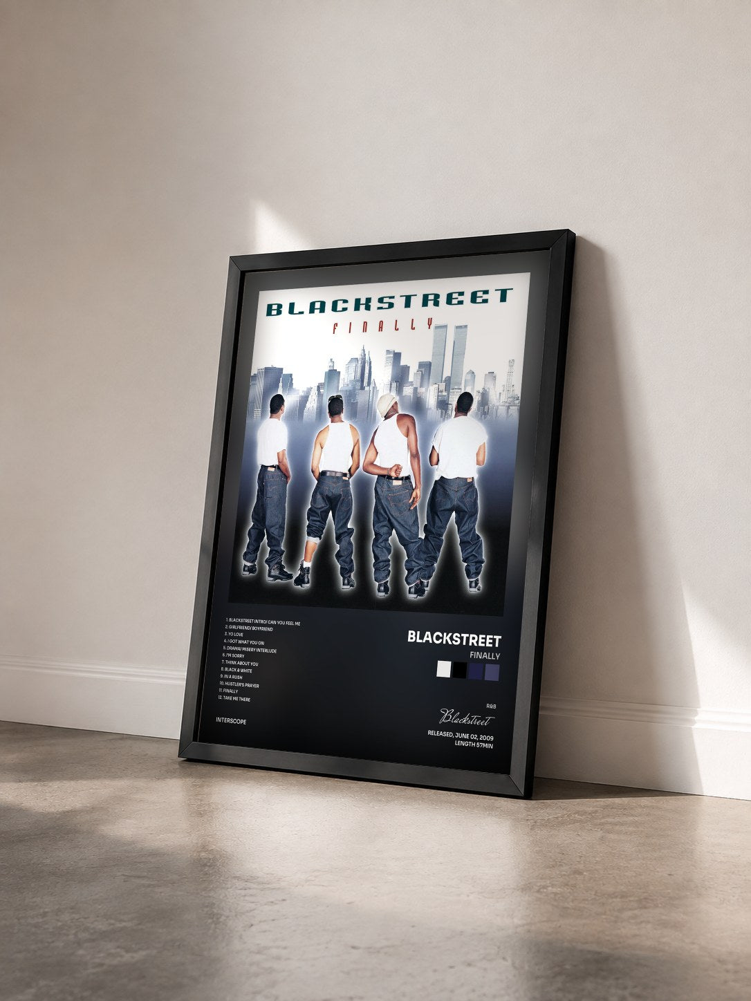 #noir Tableau de l'album Finally de Blackstreet vu de trois quarts, cadre noir
