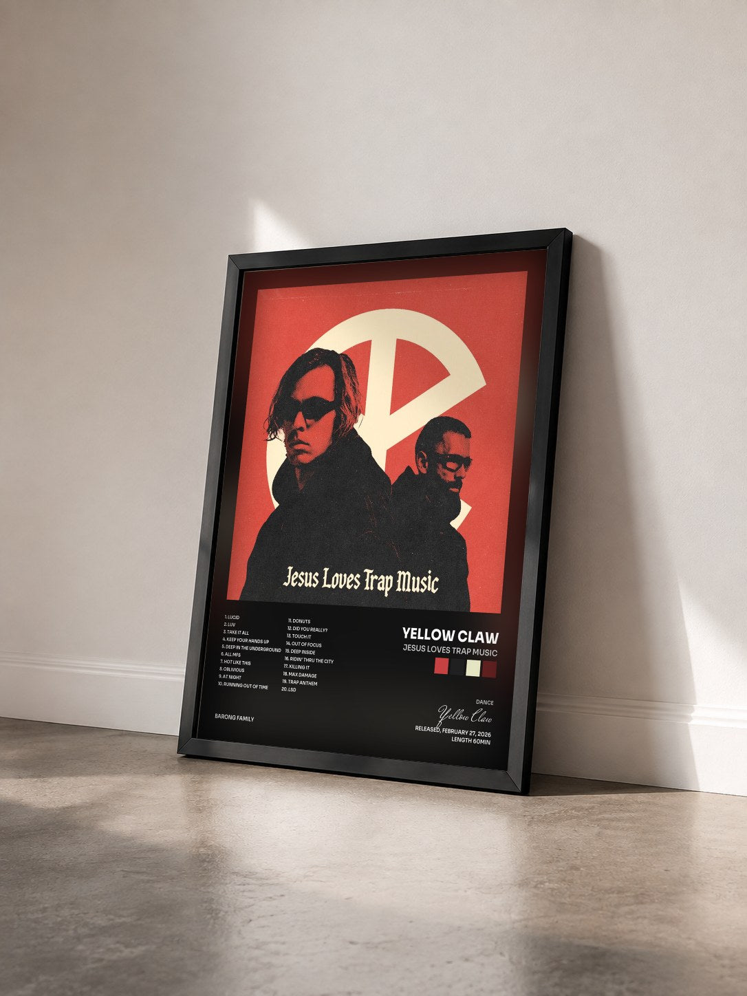 #noir Tableau de l'album Jesus Loves Trap Music de Yellow Claw vu de trois quarts, cadre noir