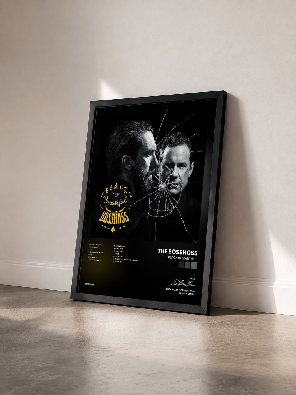 #noir Tableau de l'album Black Is Beautiful de The BossHoss vu de trois quarts, cadre noir