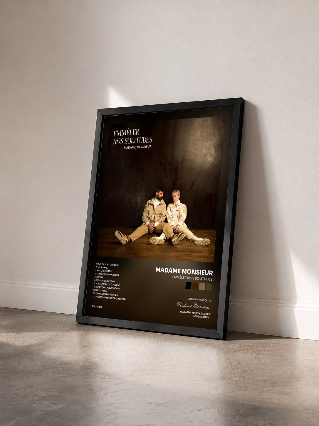 #noir Tableau de l'album Emmêler nos solitudes de Madame Monsieur vu de trois quarts, cadre noir