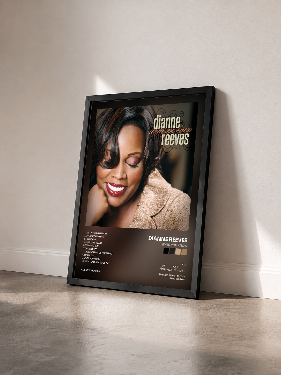 #noir Tableau de l'album When You Know de Dianne Reeves vu de trois quarts, cadre noir