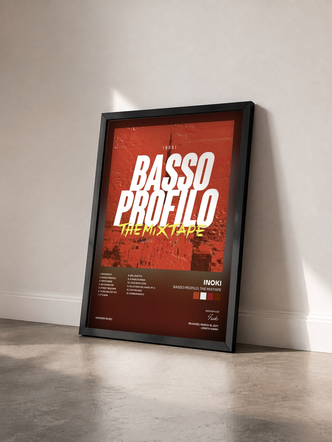 #noir Tableau de l'album Basso profilo: The Mixtape de Inoki vu de trois quarts, cadre noir