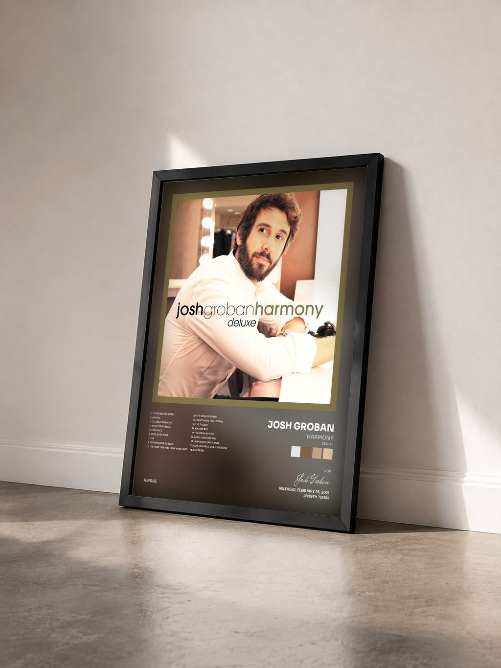 #noir Tableau de l'album Harmony (Deluxe) de Josh Groban vu de trois quarts, cadre noir